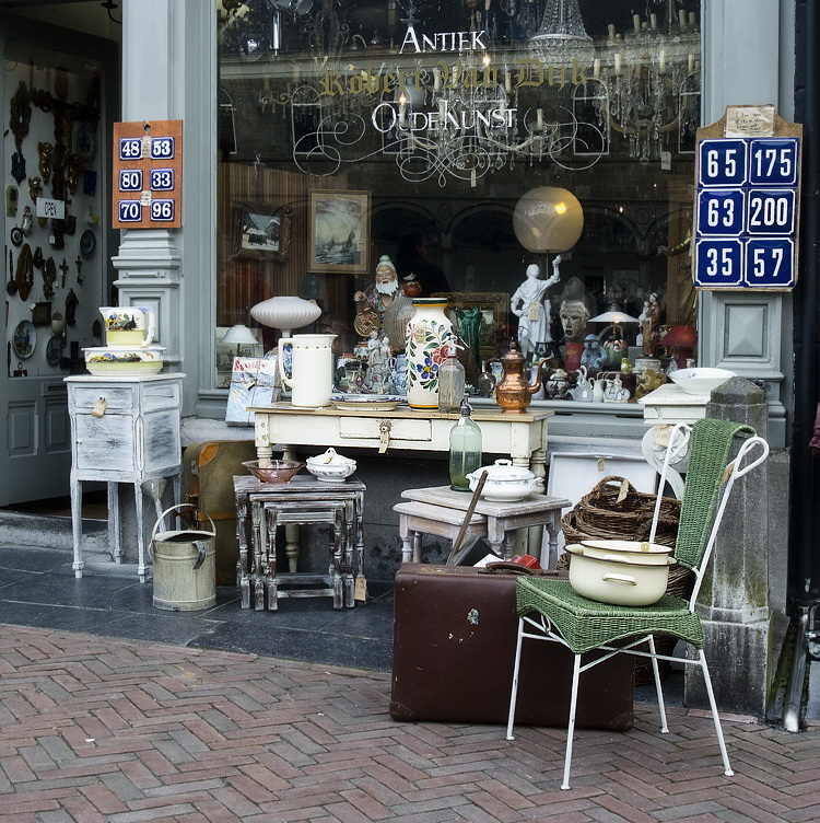 Holland 04-2014 ---20140422_0167 als Smart-Objekt-1 Kopie.jpg - Ein liebevoll gestalteter Antik Laden